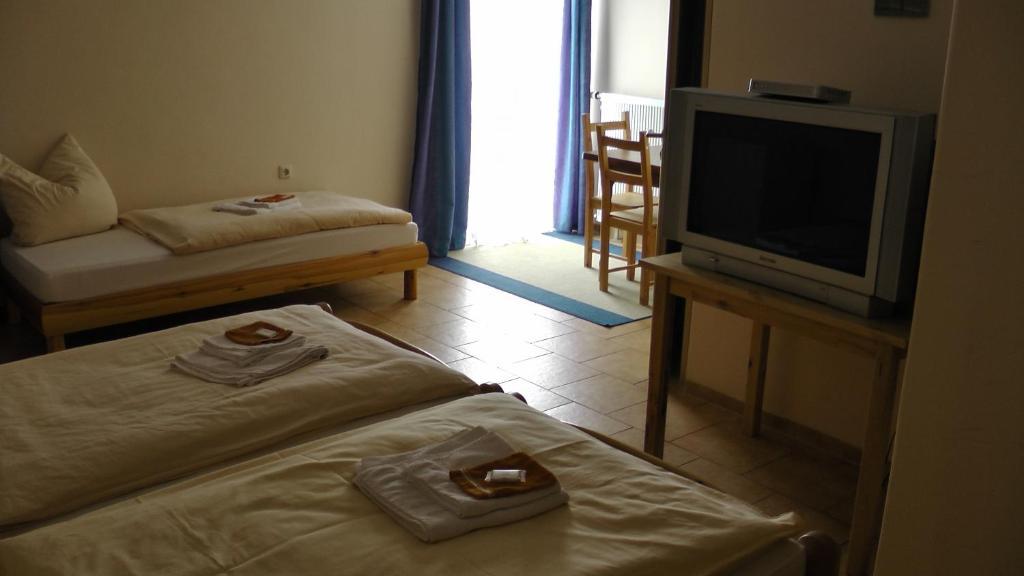 Assos Hotel Asbach-Bäumenheim Værelse billede